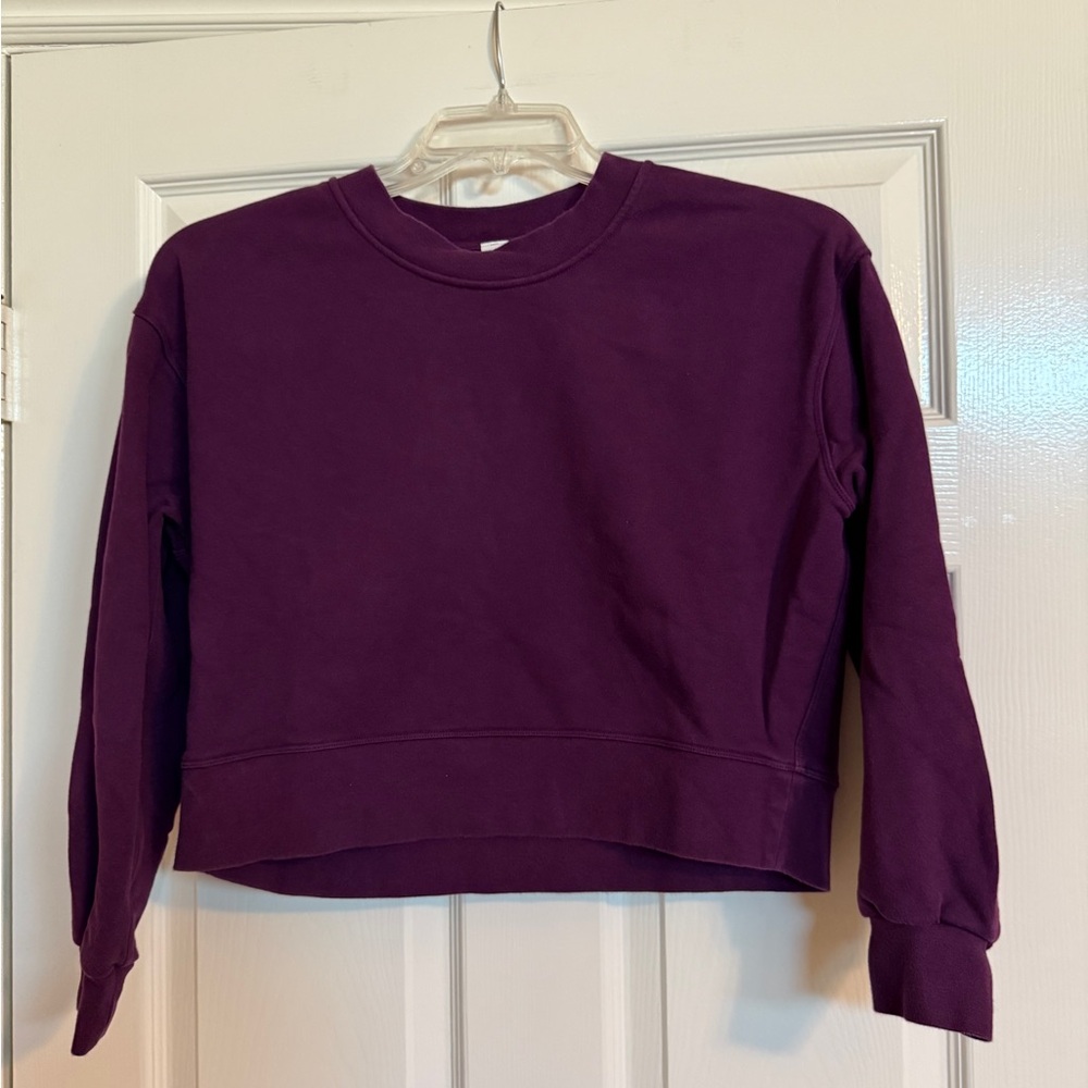 lululemon athletica Deep Purple Crop Sweatshirt Sz 4